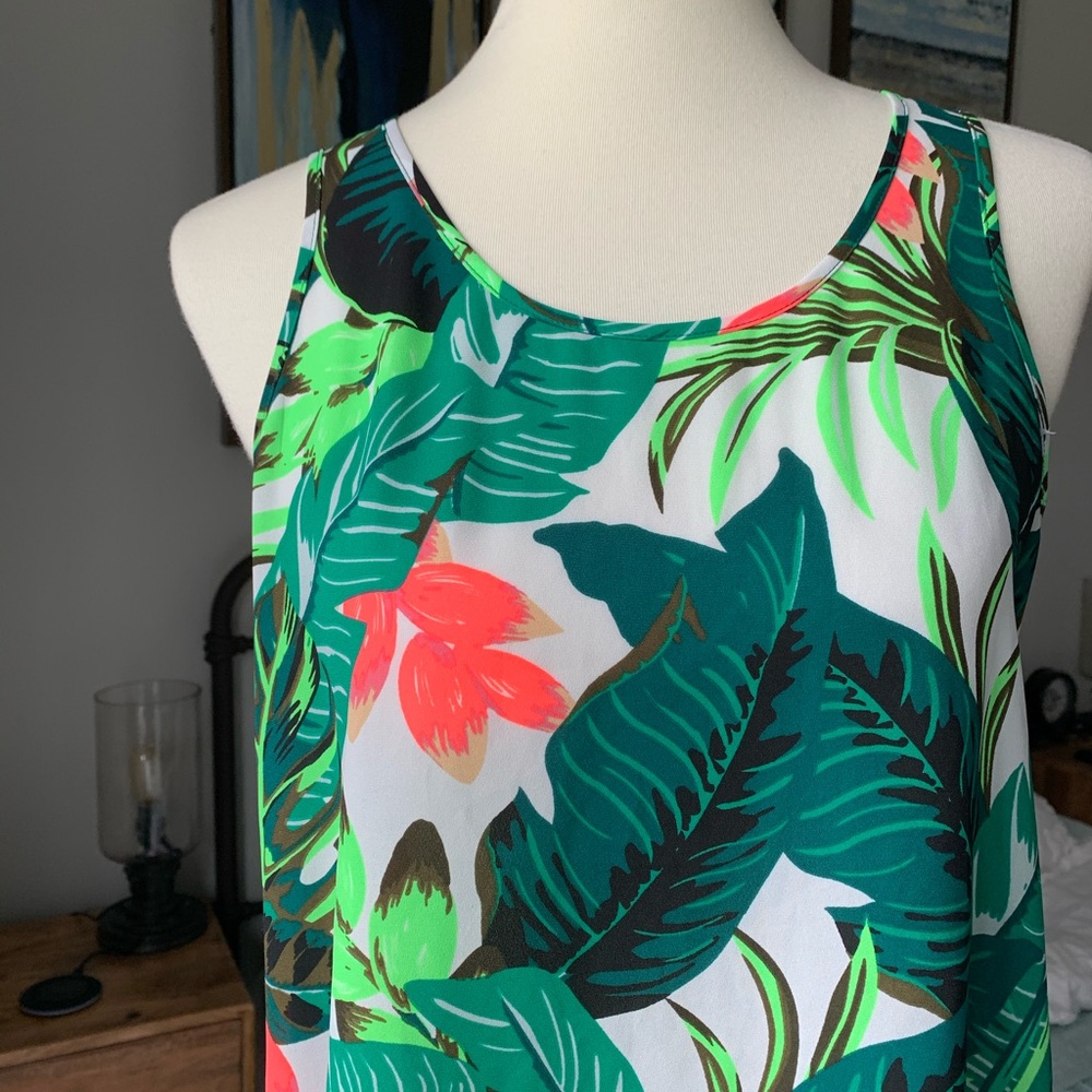 Express Top - Picture 2 of 3